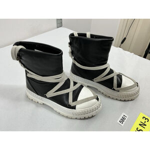 Womans Lilianna Pullon Ankle Boots 6.5 Black White Tie Accent